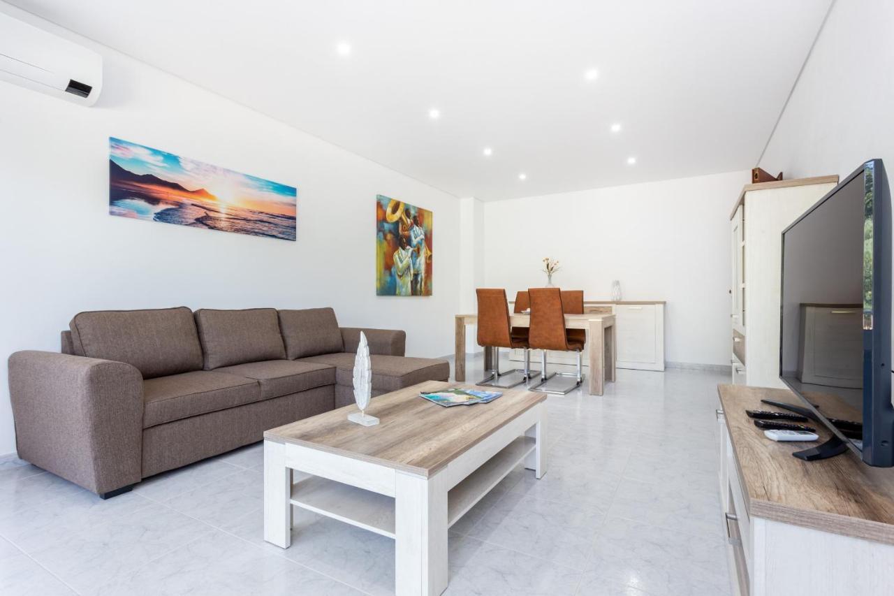Downtown Lovers Home By Seewest Lagos Exterior photo